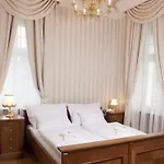 Zámek Berchtold Hotel