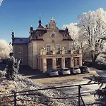 Zamek Berchtold 호텔
