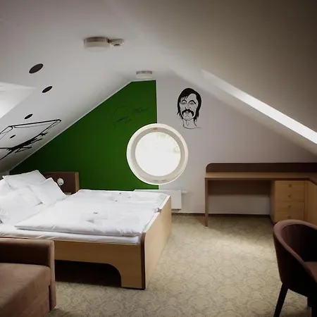 Hotell Zamek Berchtold 3*