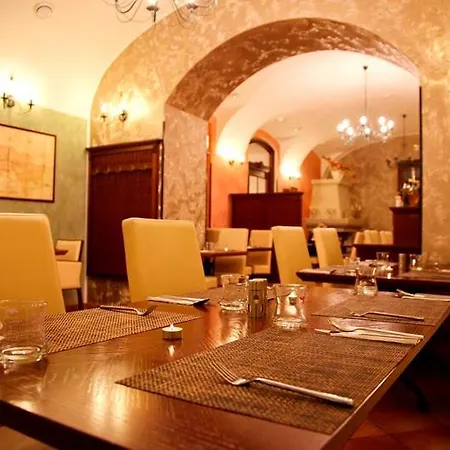 Zámek Berchtold Hotel