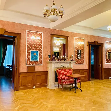 Zamek Berchtold Hotell 3*