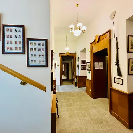 Hotel Zámek Berchtold 3*