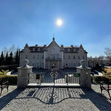 Hotell Zamek Berchtold