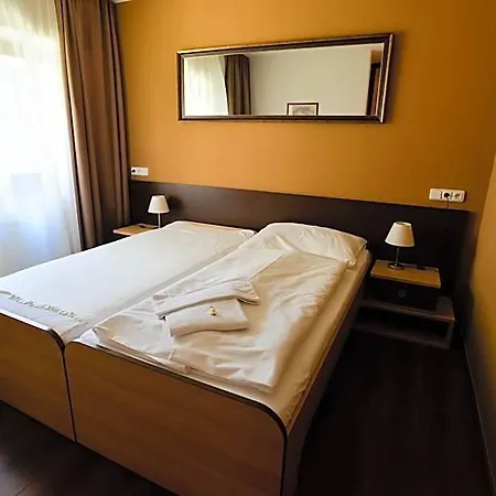 Zamek Berchtold Hotel 3*
