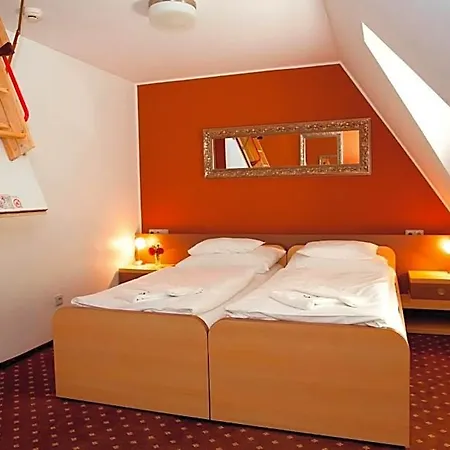Zamek Berchtold 3*
