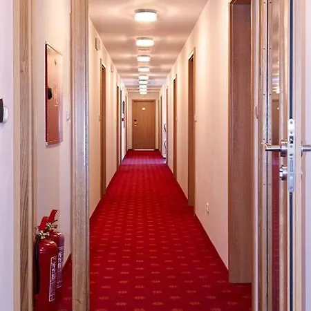 Zamek Berchtold Strančice