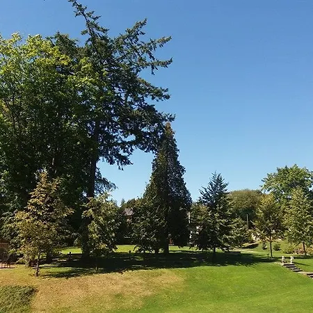 Zamek Berchtold Hotel 3*