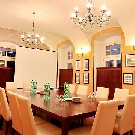 Hotell Zamek Berchtold