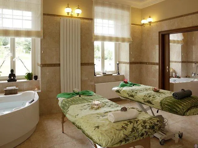 Zamek Berchtold 3* Strančice