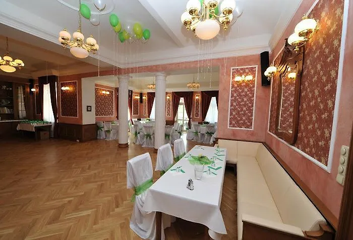 Hotel Zamek Berchtold Strančice