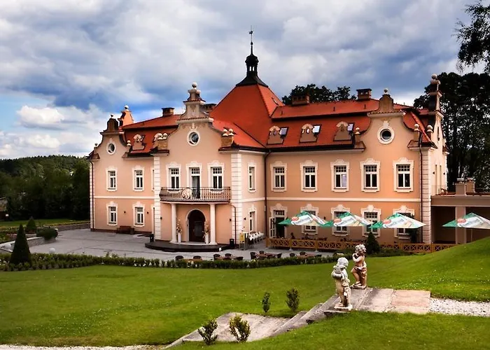 Zamek Berchtold Strančice